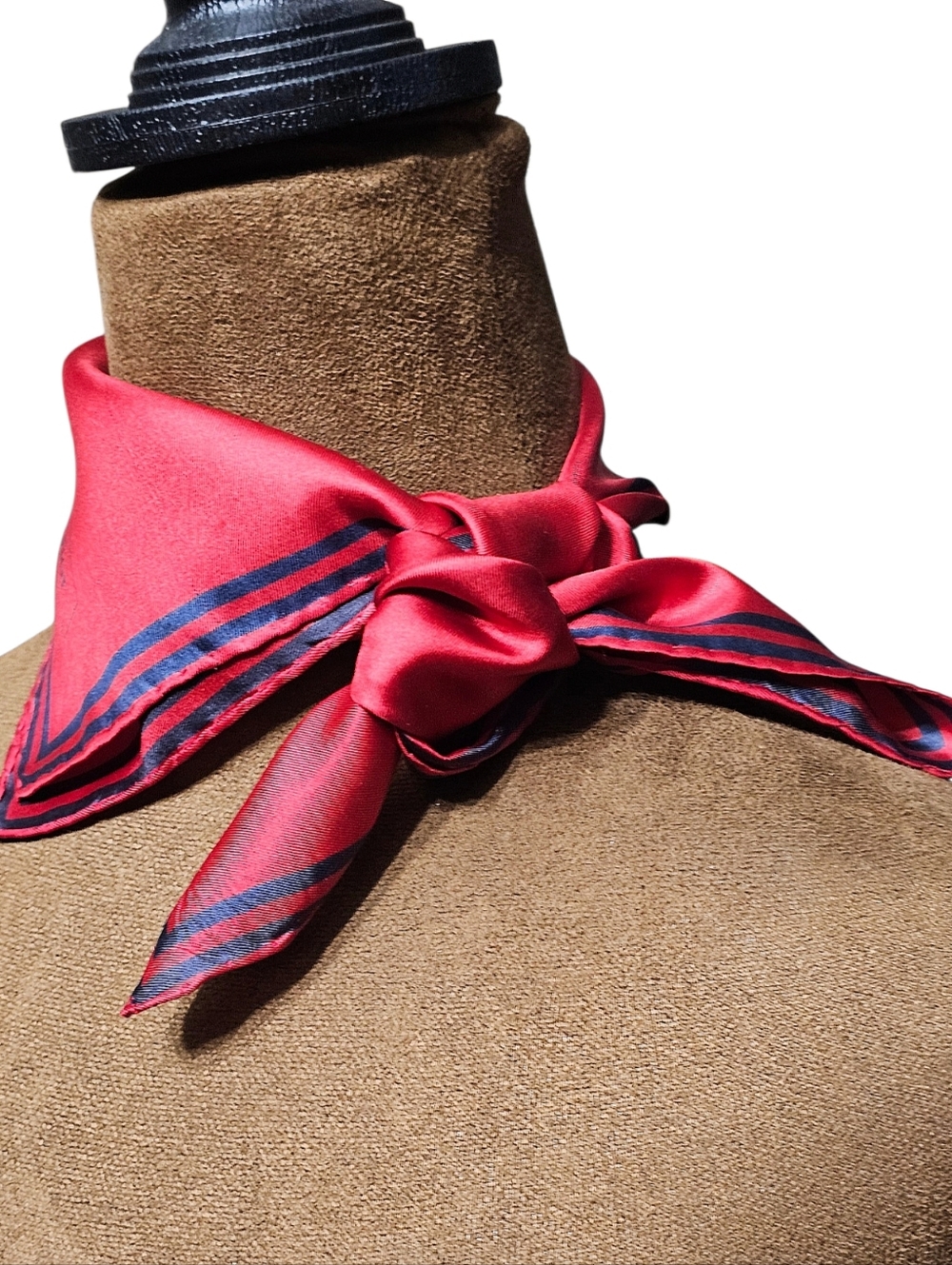 CHRISTIAN DIOR SCARF - Picture 12 of 12